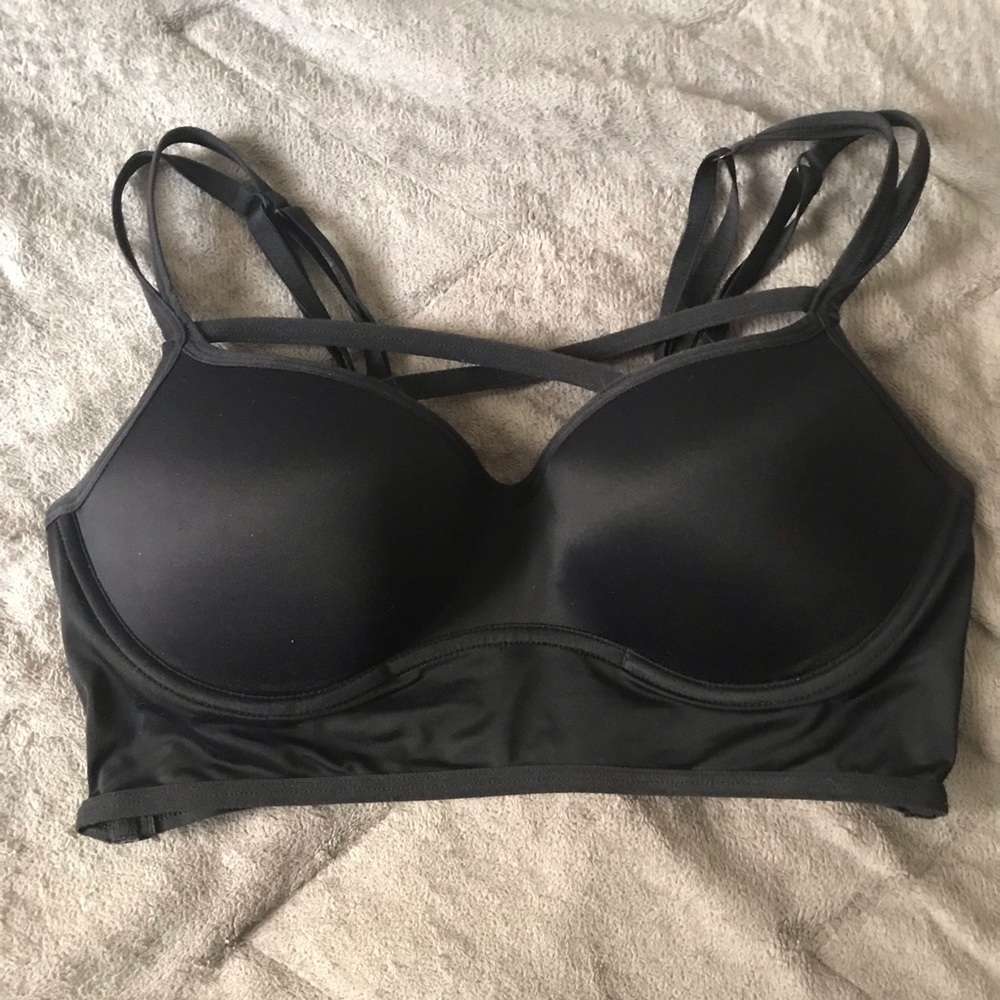 Victoria’s secret pink lace up black bra